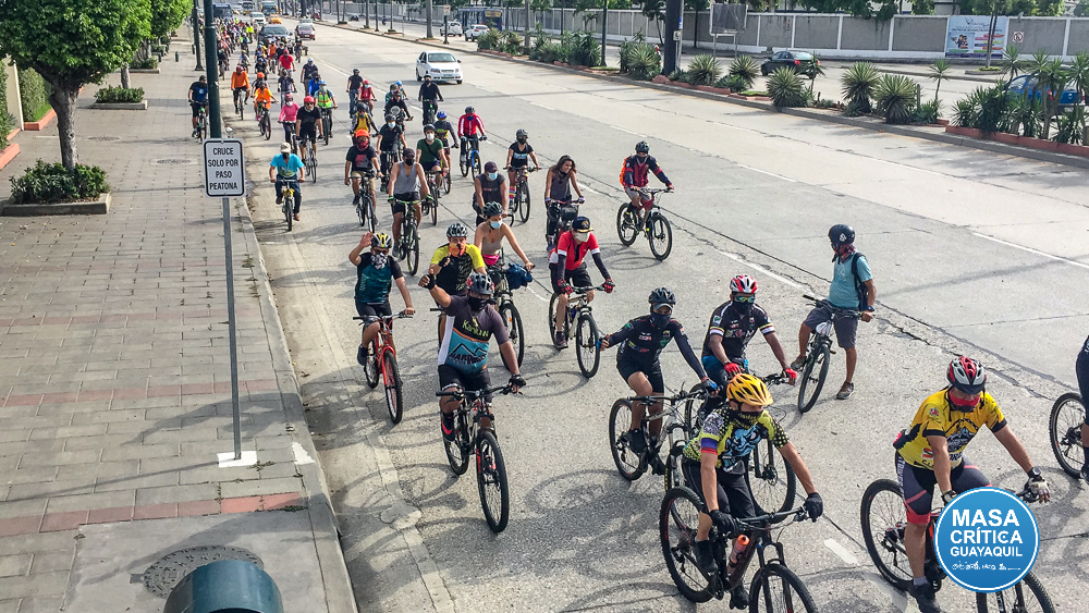 FOTOGALERÍA | Masa Crítica Guayaquil inició 2021 pedaleando a Durán y Samborondón